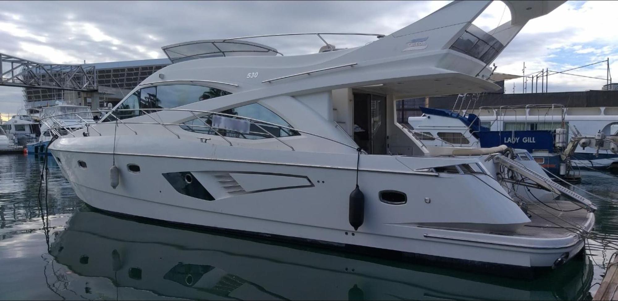 Yacht In Barcelona Ξενοδοχείο Sant Adria de Besos Εξωτερικό φωτογραφία
